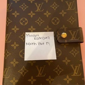 Louis Vuitton agenda